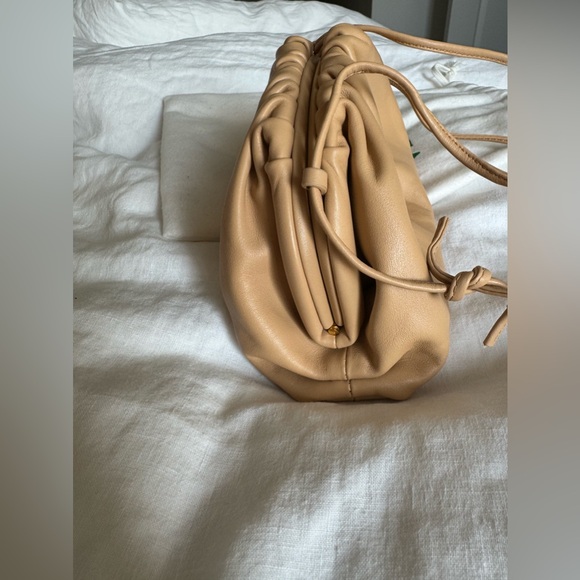 Bottega Veneta Small Pouch - Picture 2 of 6